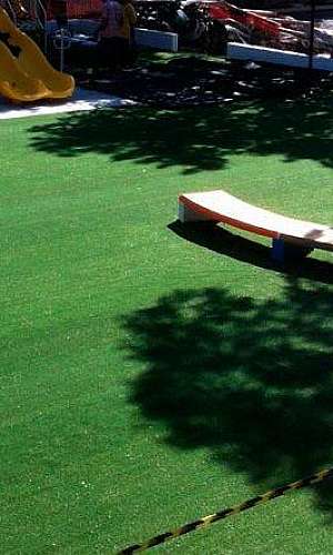 Grama sintética instalada preço Grama sintética instalada preço