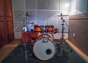 Isolamento acústico profissional Isolamento acústico profissional